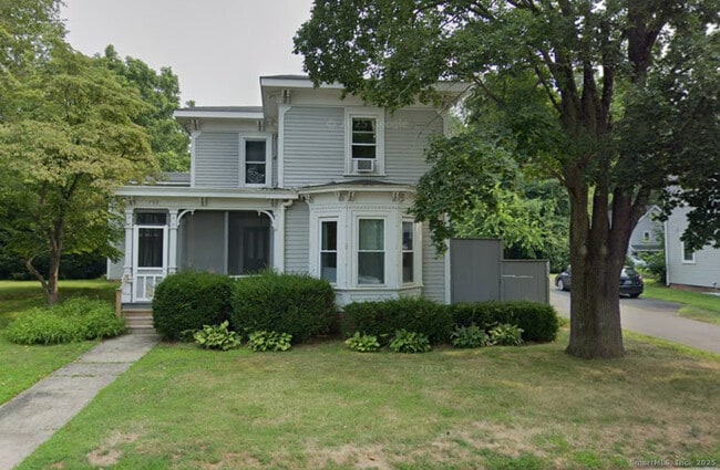 property at 1752 Farmington Ave