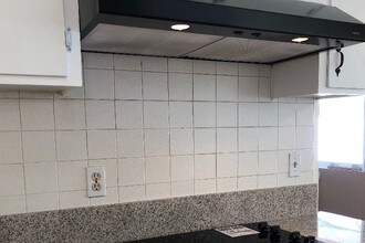 7737 Bright Ave, Unit D in Whittier, CA - Foto de edificio - Building Photo