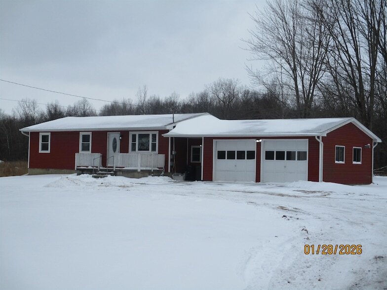 12510 Sheridan Rd in Burt, MI - Foto de edificio