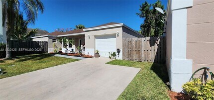 9829 SW 221st St Rd in Cutler Bay, FL - Building Photo - Building Photo