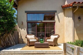 000 Calle Esperanza in Santa Barbara, CA - Building Photo - Building Photo