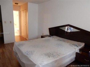 16465 NE 22nd Ave-Unit -316 in Miami, FL - Building Photo - Building Photo