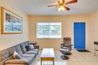 412 NE 4th Ave, Unit ID1386024P in Hallandale Beach, FL - Building Photo - Building Photo