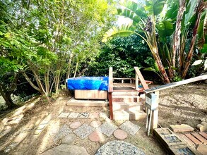 7855 Calle Juela in La Jolla, CA - Foto de edificio - Building Photo