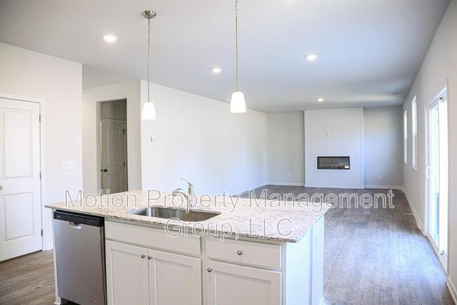 19 Springwood Ln in Dawsonville, GA - Building Photo - Building Photo