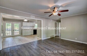 14 S Wakefield Dr in Little Rock, AR - Building Photo - Building Photo