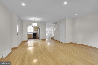 6736 Emlen St in Philadelphia, PA - Building Photo - Building Photo
