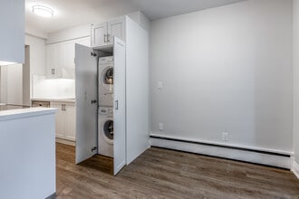 1791 King Street East in Hamilton, ON - Building Photo - Interior Photo