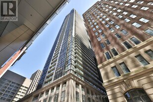 70 Temperance St in Toronto, ON - Building Photo