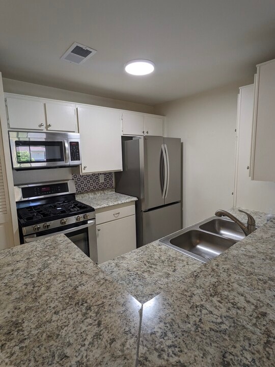 26200 Redlands Blvd, Unit 126 in Redlands, CA - Building Photo