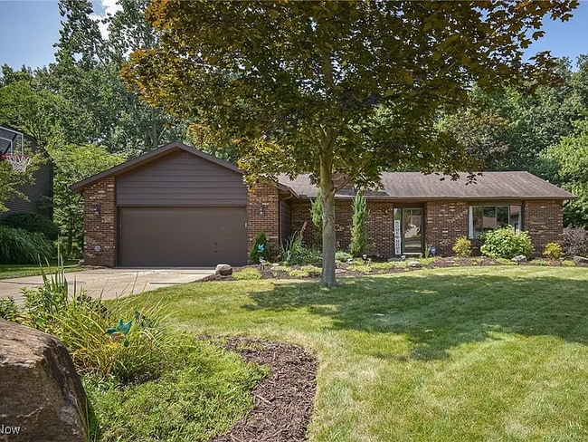 property at 10266 Huntington Park Dr