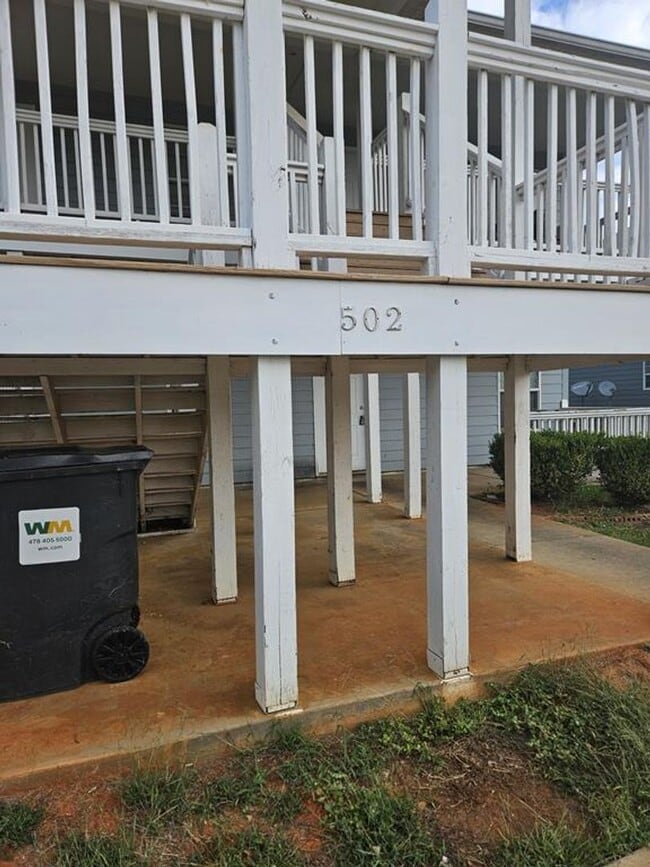 502 Club Villa Court in Kathleen, GA - Building Photo - Building Photo