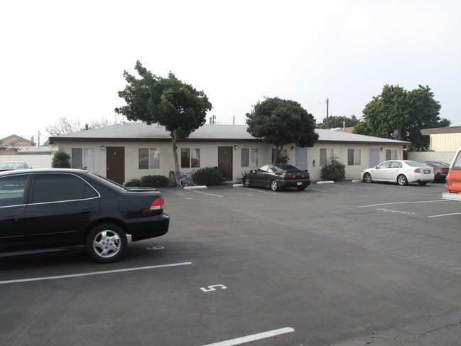 2312-2320 Lomita Blvd in Lomita, CA - Building Photo - Building Photo