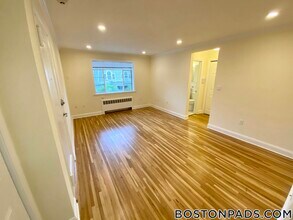 86 St Paul St in Brookline, MA - Building Photo - Building Photo