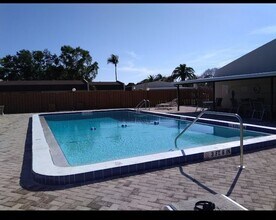 6300 South Pointe Blvd in Ft. Myers, FL - Building Photo - Building Photo