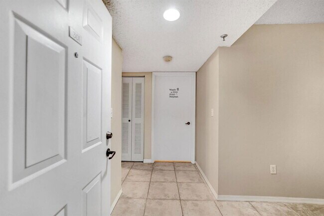 property at 9470 Tangerine Pl