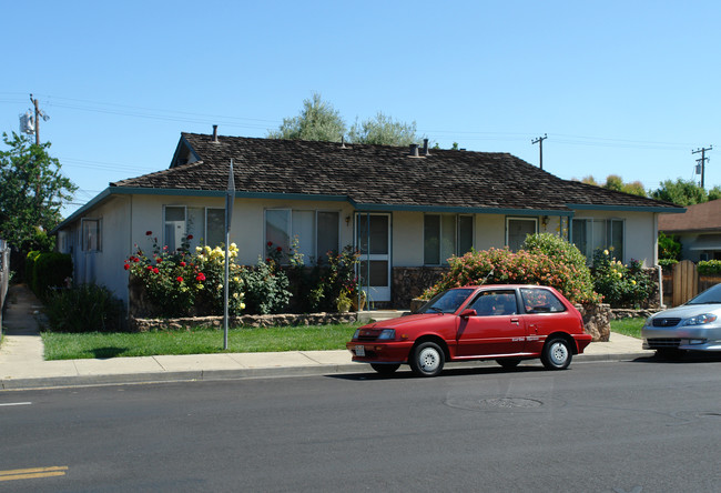 2452 Anna Dr in Santa Clara, CA - Building Photo - Building Photo