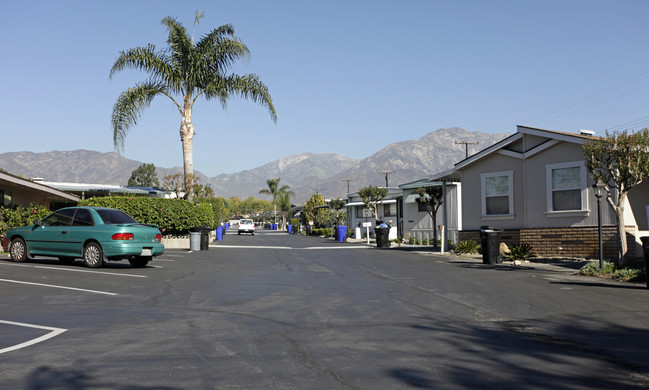 Upland View Terrace Mobile Home in Upland, CA - Building Photo - Building Photo