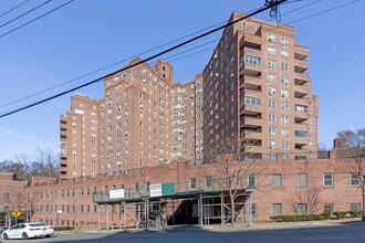 Amalgamated Co-op in Bronx, NY - Building Photo - Building Photo
