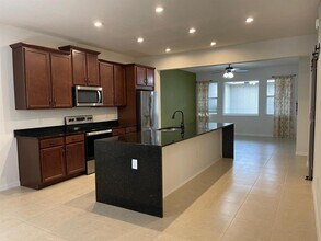 16521 Prairie School Dr in Winter Garden, FL - Building Photo - Building Photo
