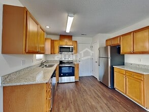 110 Bristol View Cir in Winston-Salem, NC - Building Photo - Building Photo