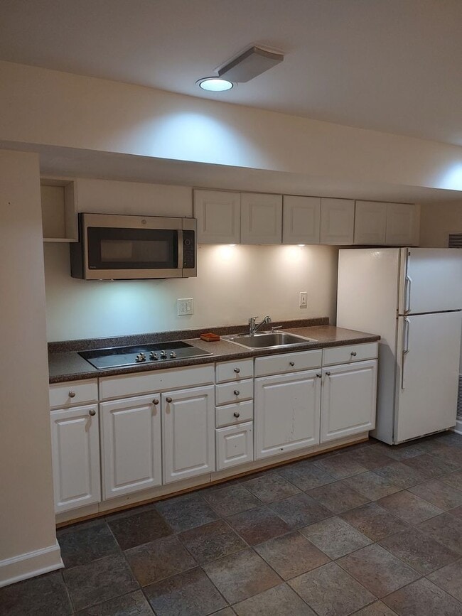 6529 Garden Grove Way in Gaithersburg, MD - Building Photo - Building Photo