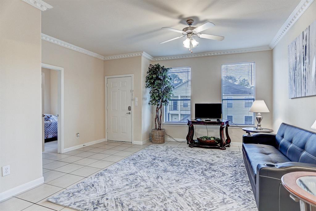 2038 Laverne St in Houston, TX - Building Photo