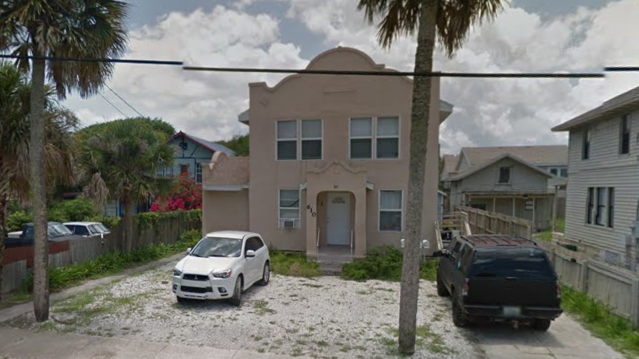 610 Braddock Ave in Daytona Beach, FL - Building Photo