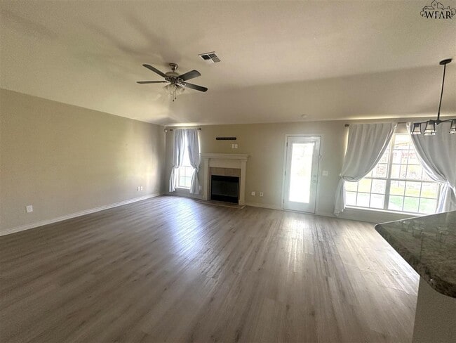 604 Charlotte Ave in Burkburnett, TX - Building Photo - Building Photo