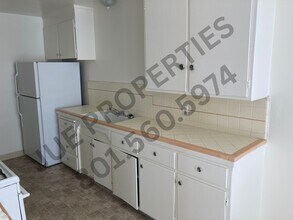 Sunny View Terrace in Oakland, CA - Building Photo - Building Photo