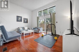 133 Jenny Wrenway in Toronto, ON - Building Photo - Building Photo