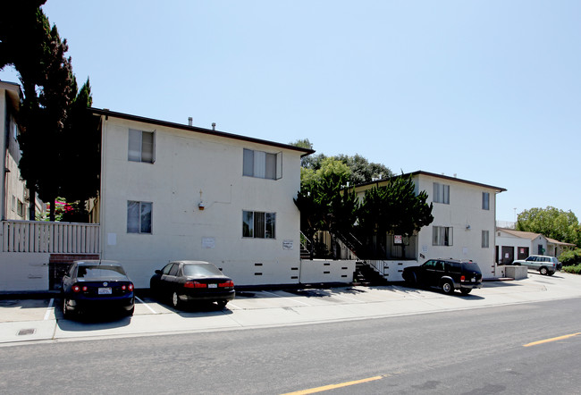 7025 Boulevard Dr in La Mesa, CA - Building Photo - Building Photo