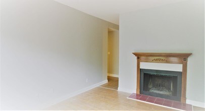 5355 Pershing Ave-Unit -#1A in St. Louis, MO - Building Photo - Building Photo