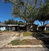 5855 Beldart St in Houston, TX - Building Photo