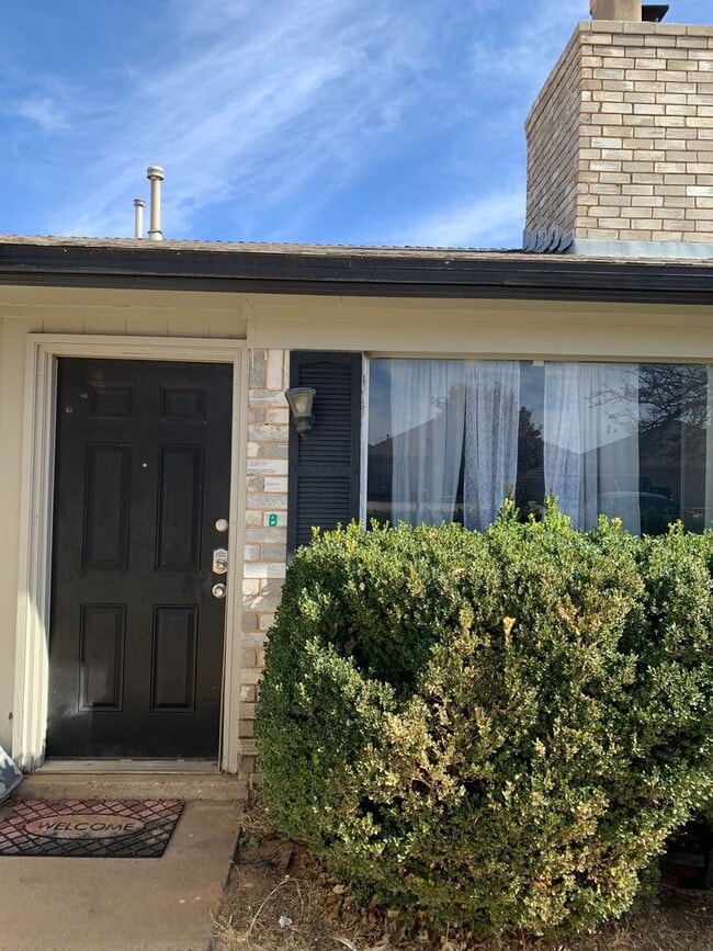 property at 614 N Elkhart Ave