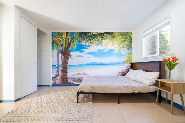 property at 2993 Rossmore Ln