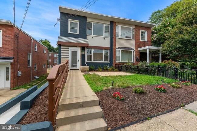 53 Victor St NE in Washington, DC - Building Photo - Building Photo
