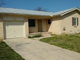 724 W Ave E in Copperas Cove, TX - Building Photo