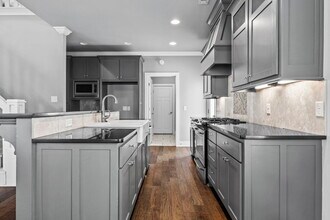 6508 W Knoll View Way in Rogers, AR - Foto de edificio - Building Photo