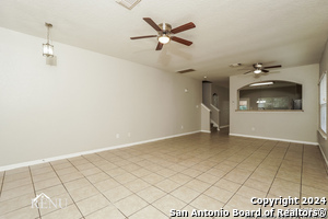 910 Siena View in San Antonio, TX - Building Photo - Building Photo