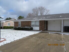 4222 Mellen Dr in Anderson, IN - Building Photo