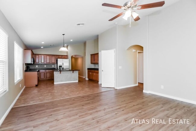 34724 N Barzona Trail in San Tan Valley, AZ - Building Photo - Building Photo