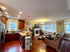 15 Eldora St, Unit 15 in Boston, MA - Building Photo - Building Photo