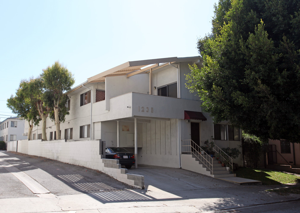 1238 Barry Ave in Los Angeles, CA - Building Photo