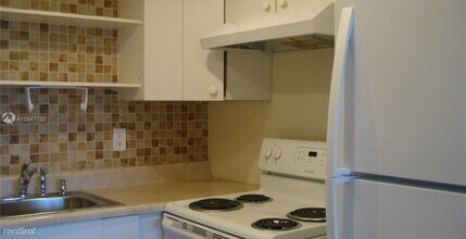 500 Village Green Cir W in Palm Springs, FL - Building Photo - Building Photo