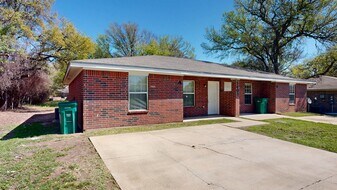 1403 Hopi Trail in Harker Heights, TX - Building Photo