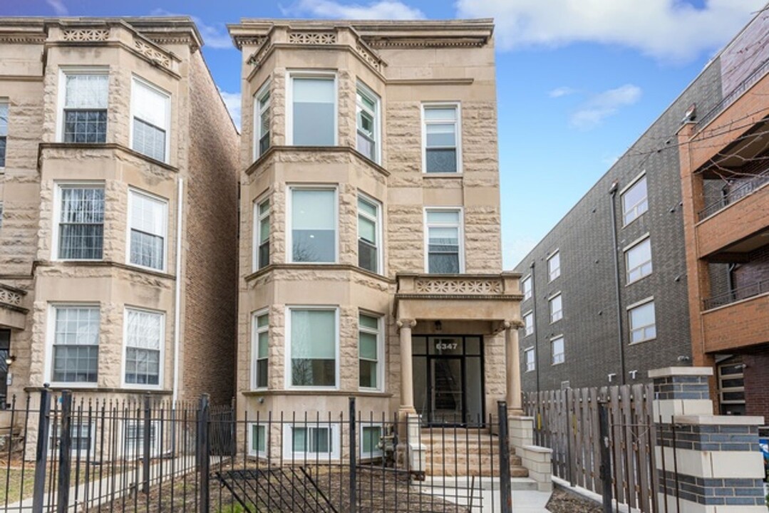 6347 S Woodlawn Ave in Chicago, IL - Building Photo