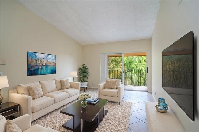 10701 Cleary Blvd, Unit 306 in Plantation, FL - Foto de edificio - Building Photo