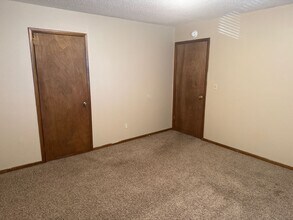 1405 E Cairo St in Springfield, MO - Building Photo - Building Photo
