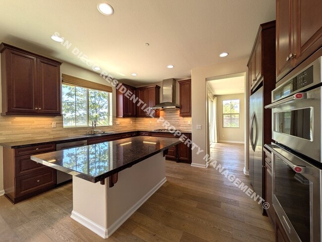 6705 Golden Glen Ln in San Diego, CA - Building Photo - Building Photo